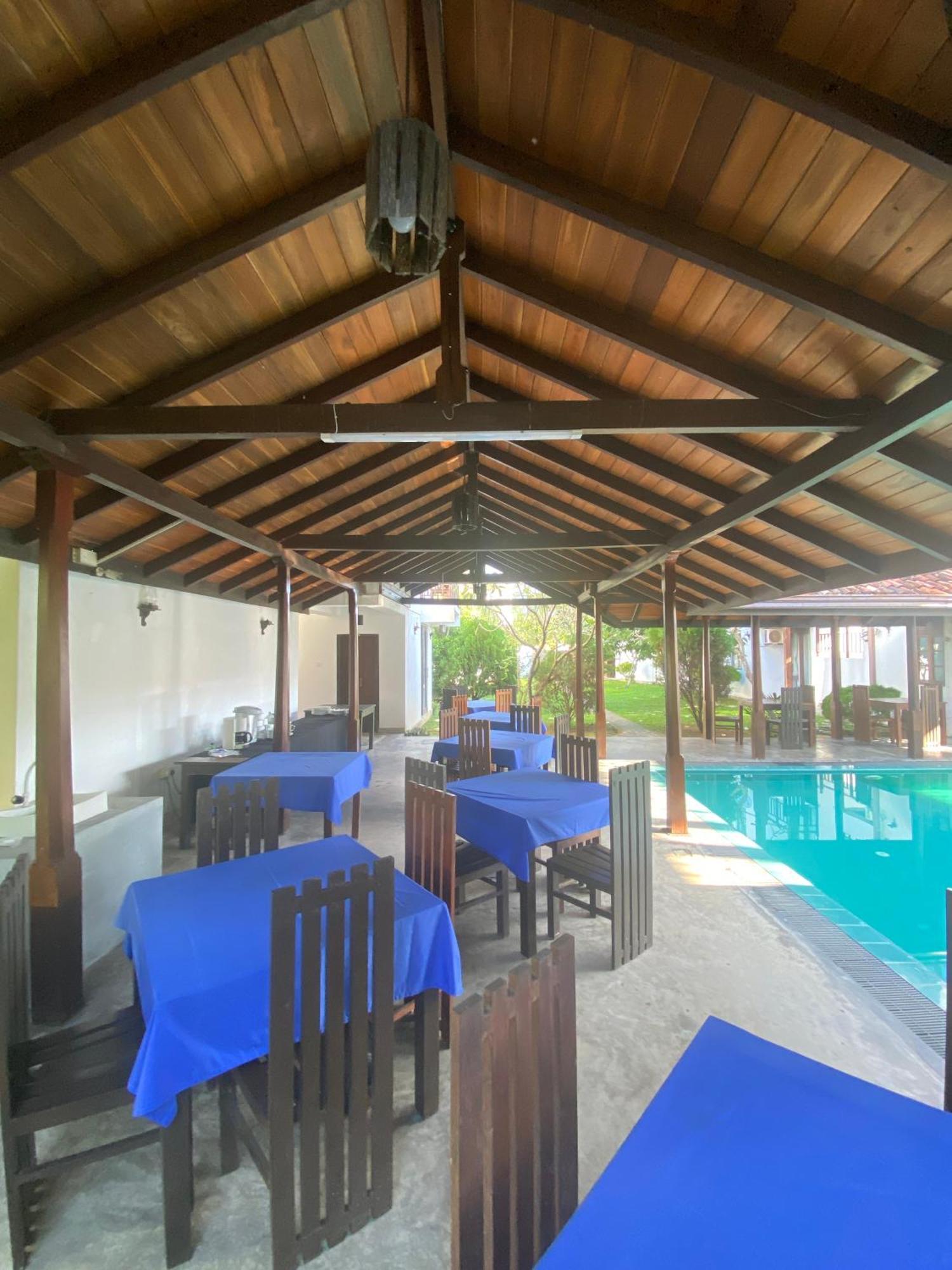 Lagoon Boutique Hotel Kanattegoda Exterior foto