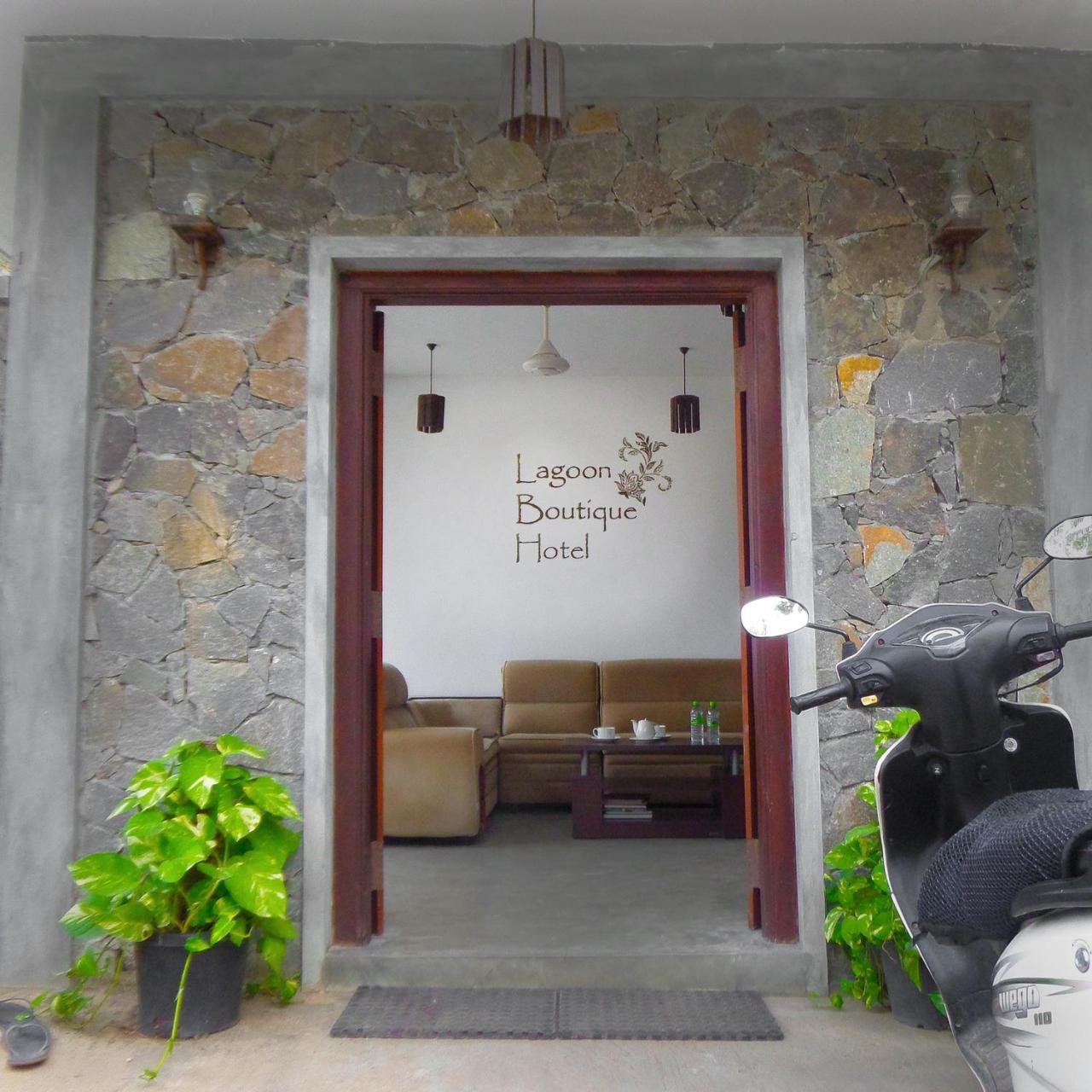 Lagoon Boutique Hotel Kanattegoda Exterior foto